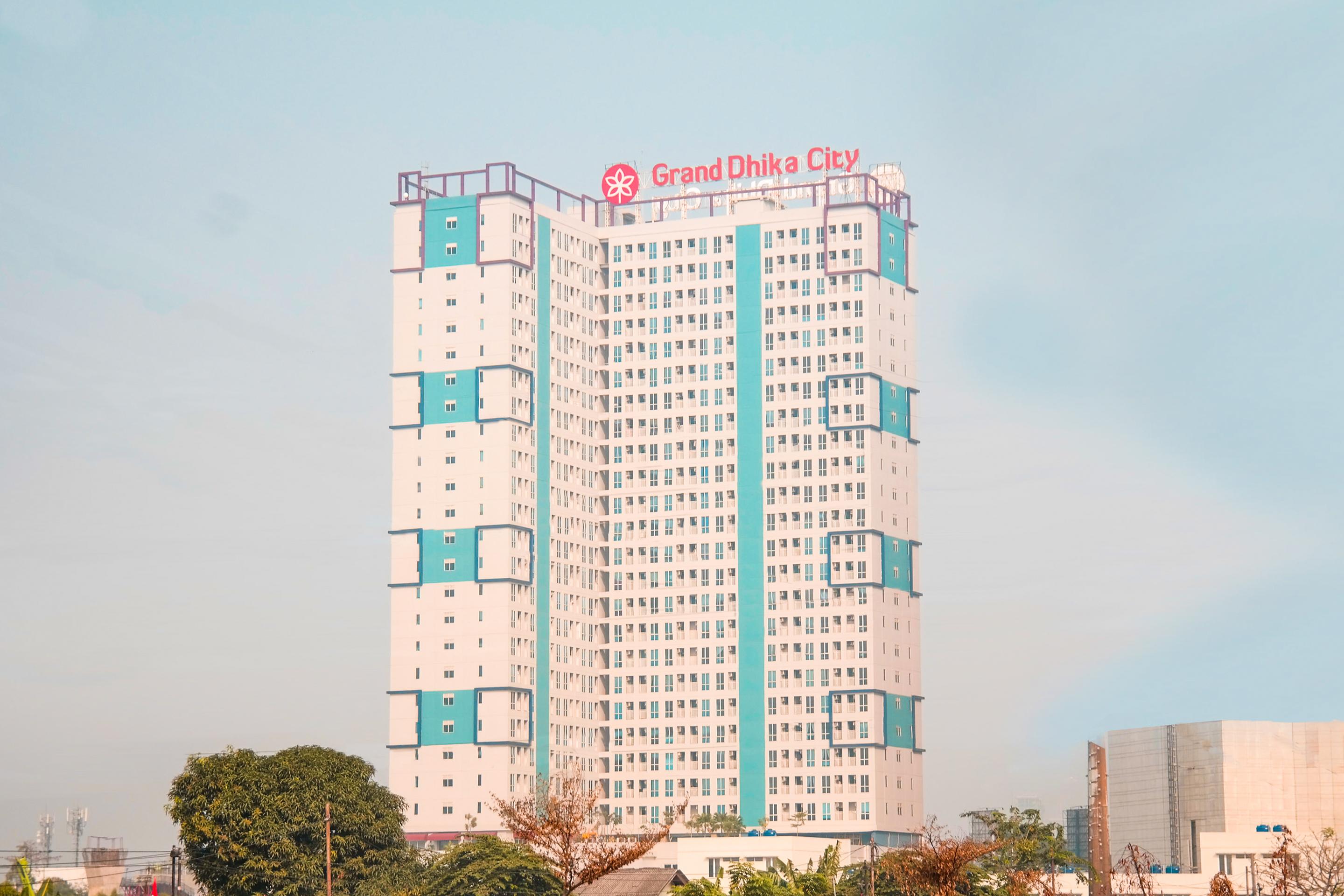 Oyo Flagship 755 Appartel Grand Dhika City Bekasi Bagian luar foto